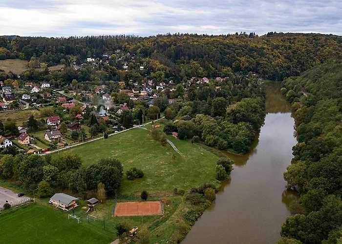 Domecek Pikovice Hradišťko